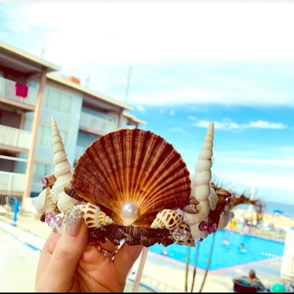 Festival mermaid crown main image 4